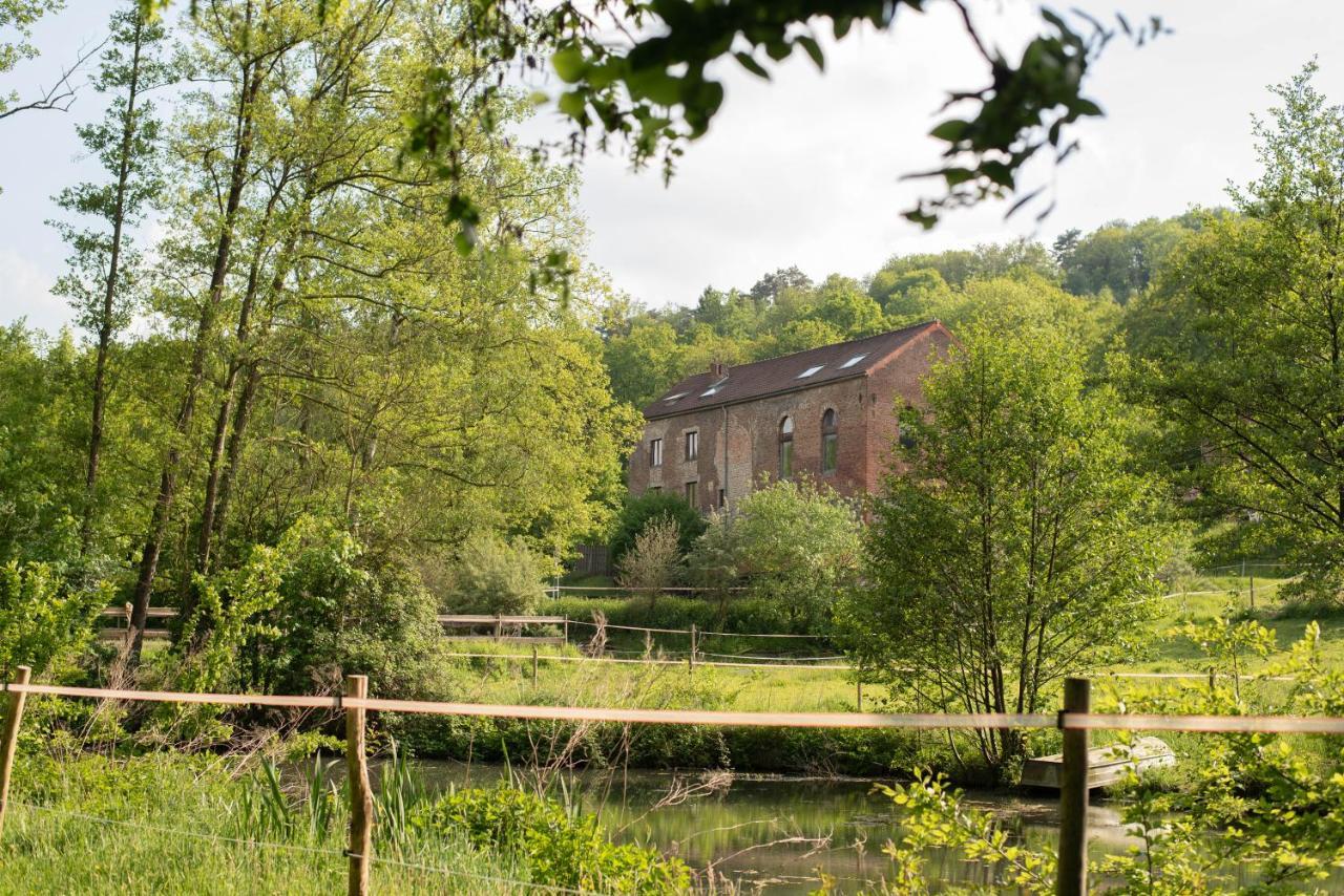 Megi Des Aguesses Pension Andenne Buitenkant foto